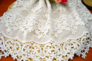 金線花邊與水溶條碼 東嘉藝服裝輔料廠直銷引領輔料新風尚